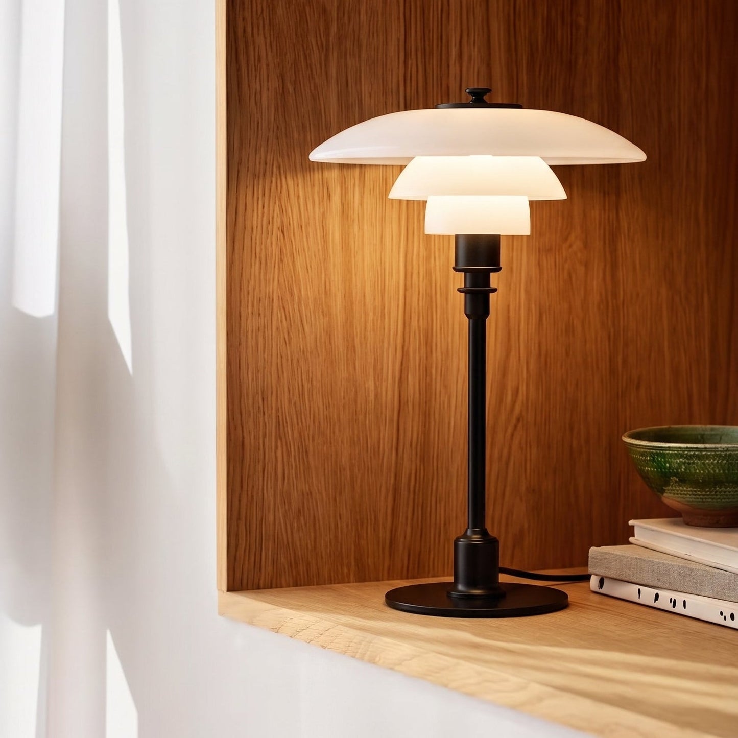 Dánská designová stolní lampa
